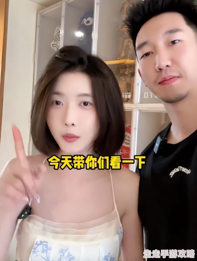 真空下楼取快递被c封禁原因，真是让人无奈，这种情况真的很尴尬